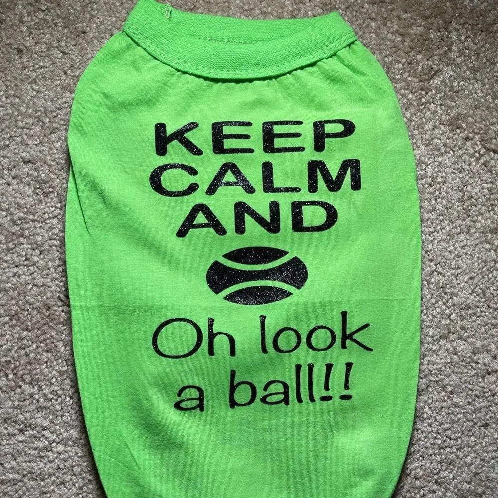 Handcrafted green Funny Dog Tshirt, Dog‎ Clothing, dog apparel, Pet clothes, med